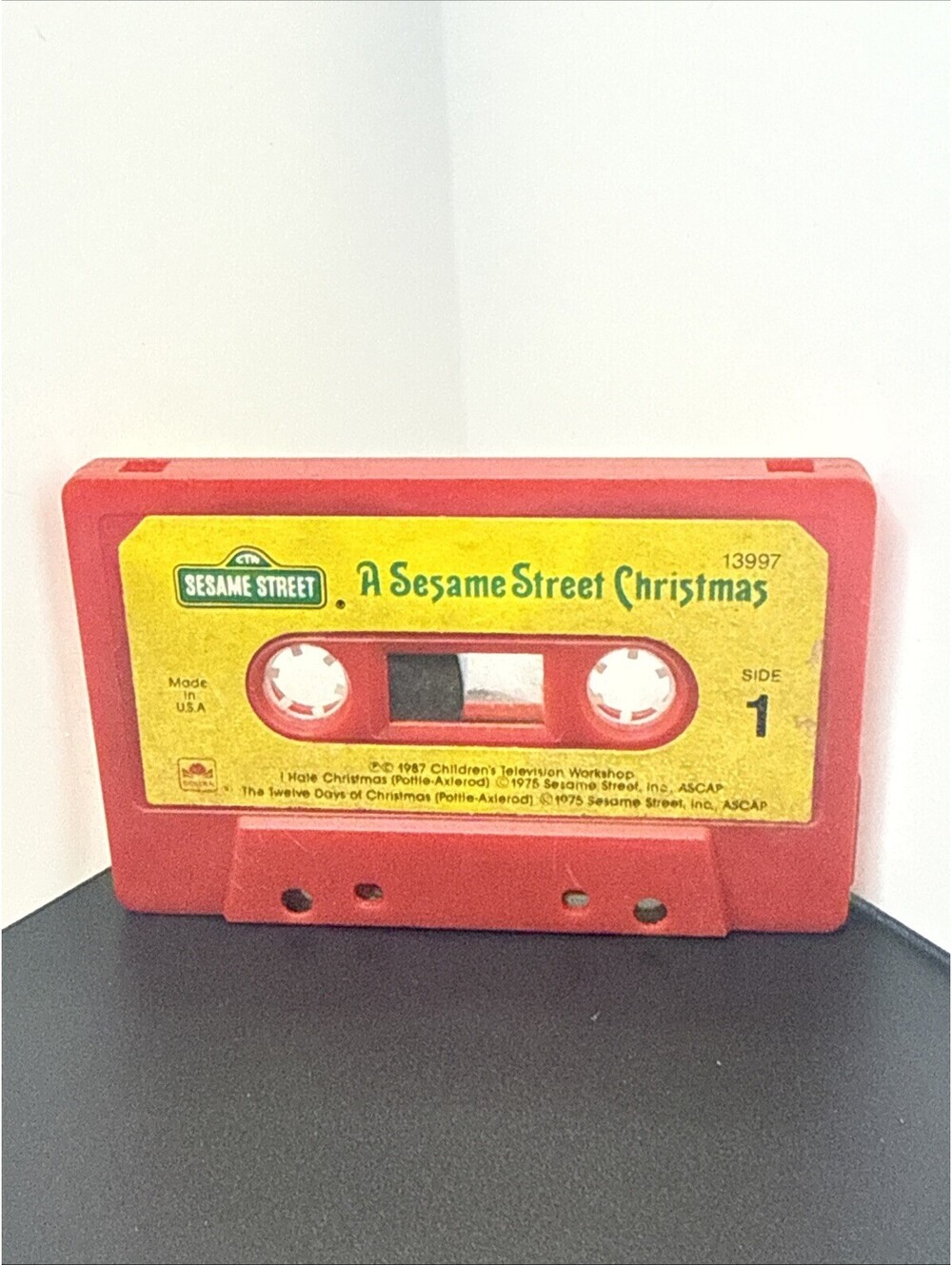 Sesame Street A Sesame Street Christmas Cassette Caroll Spinney Children's 13997